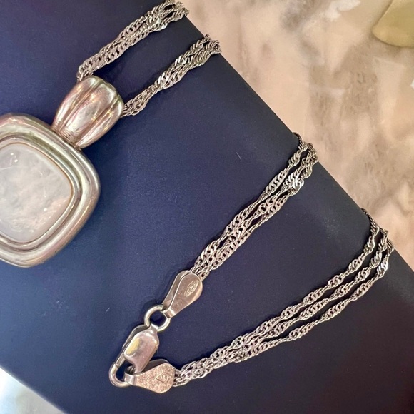 Vintage Large Mother Of Pearl Pendant Solid 925 Sterling Silver triple row chain - Picture 8 of 15